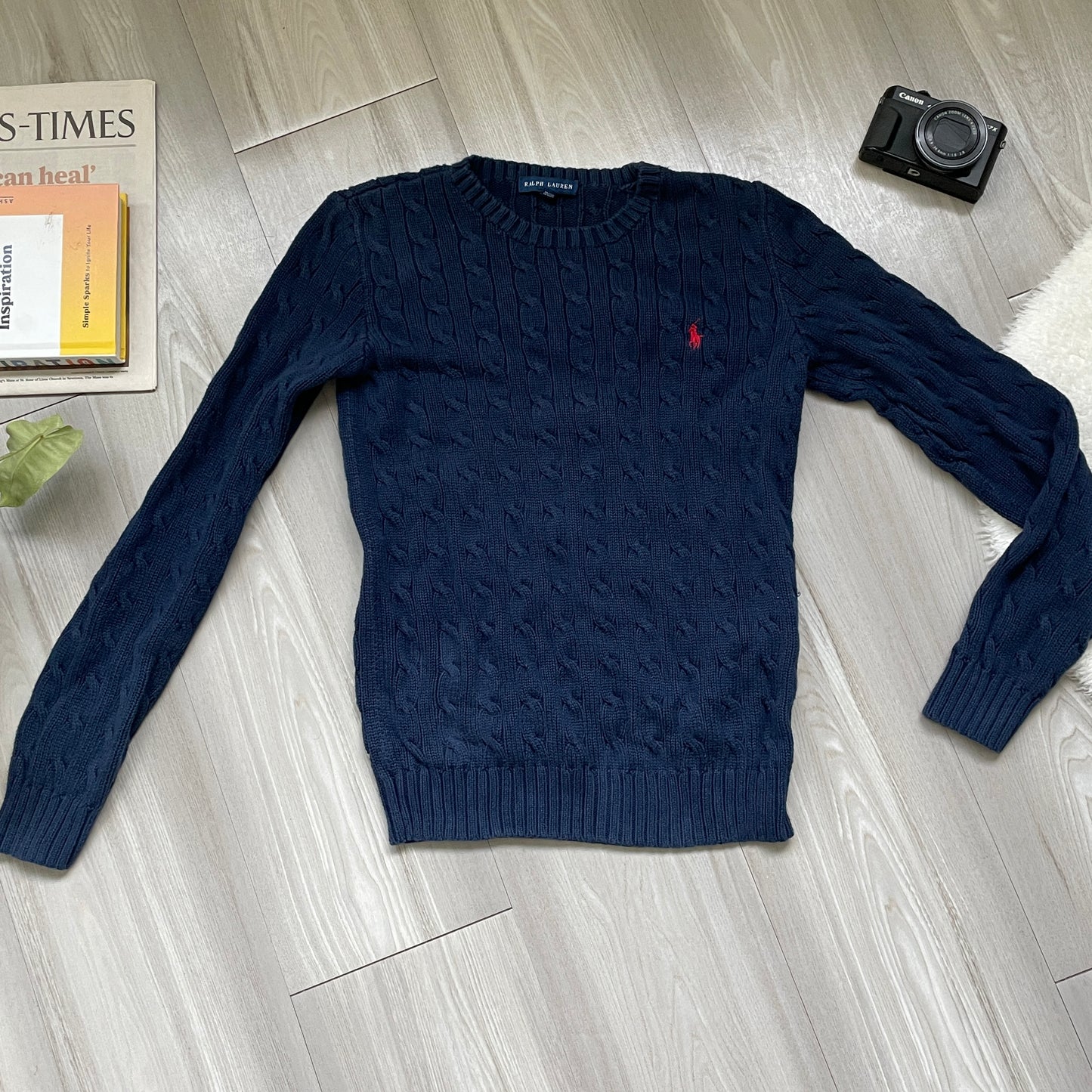 (M) Ralph Lauren sweater